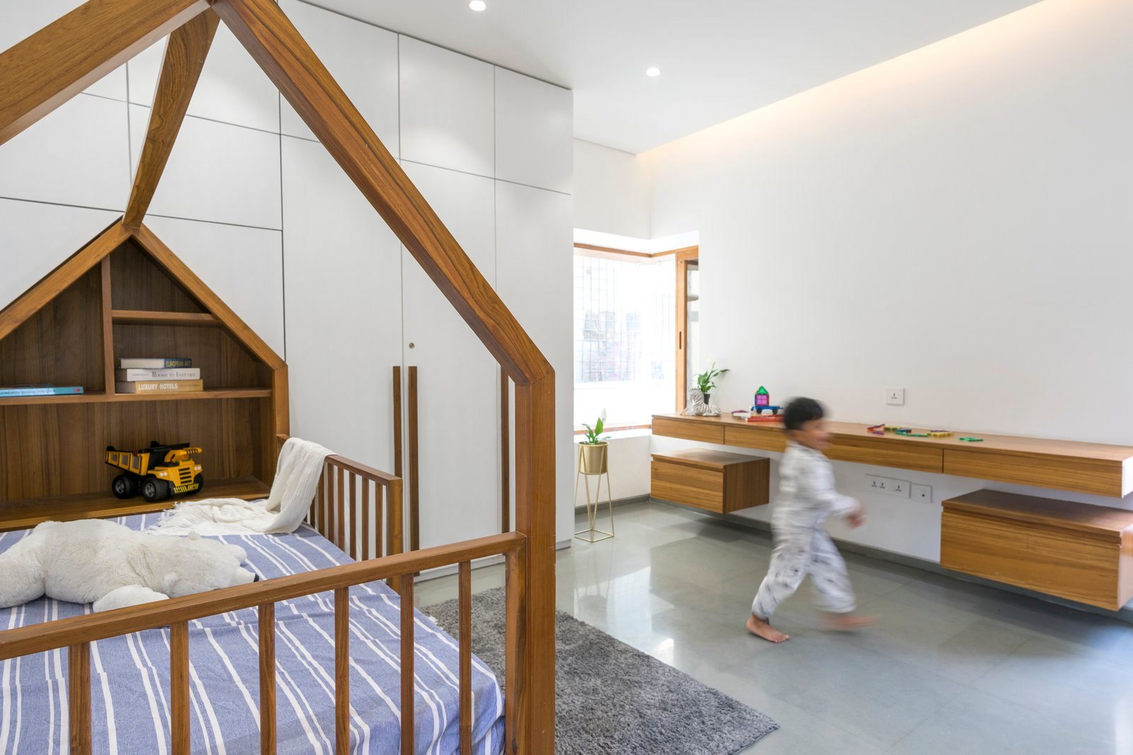 Courtyard House — W14